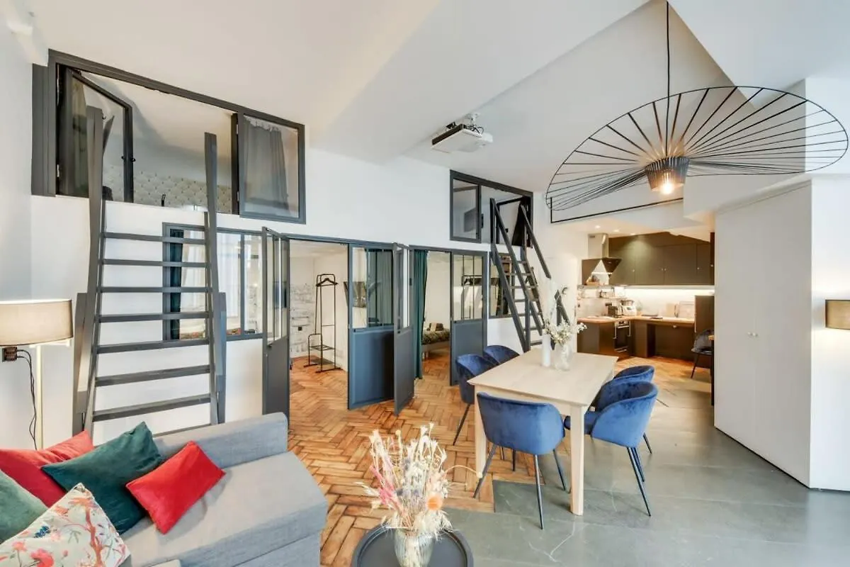 Appartamento Stylish And Sunny 7Bd With Garden For 17 Guests! Parigi Francia