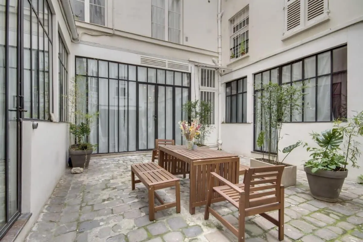 Appartamento Stylish And Sunny 7Bd With Garden For 17 Guests! Parigi