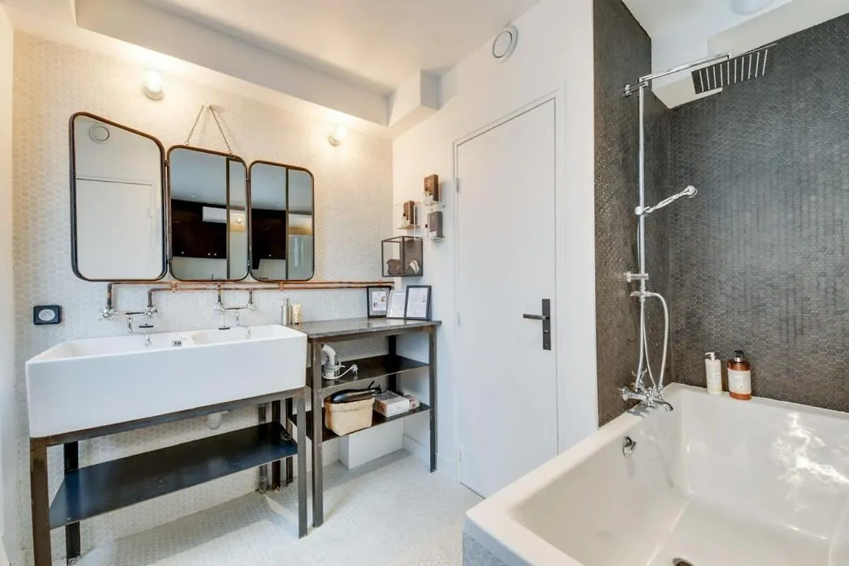 Appartamento Stylish And Sunny 7Bd With Garden For 17 Guests! Parigi